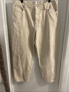 NWT FRAME Sz 32 THE CANDLE 100%Cotton Butter mid rise Tapered Leg Barrel Jean